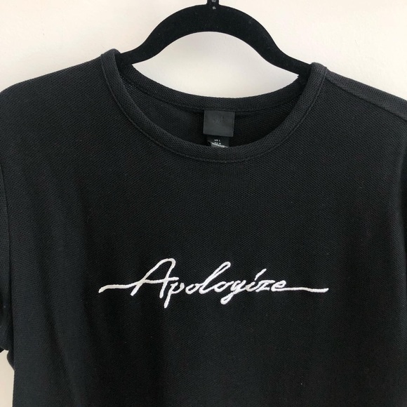 H&M Men’s Apologize Graphic Tee - Picture 2 of 3